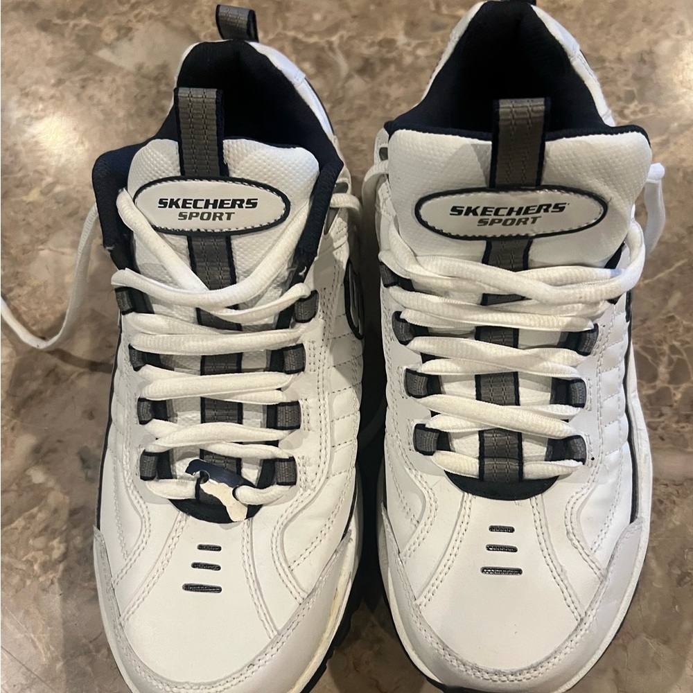 Skechers Men’s White & Navy Athletic Sneakers - Picture 7 of 8